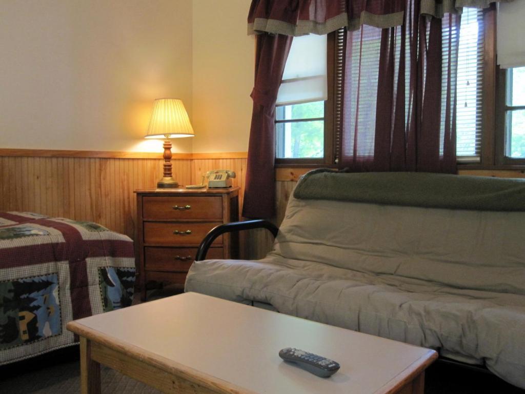 Bear Tree Lodge Weirs Beach Pokoj fotografie